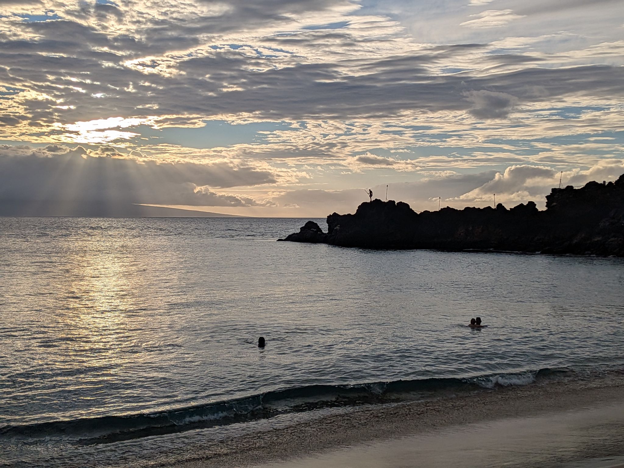 PXL 20260303 040008853.MP