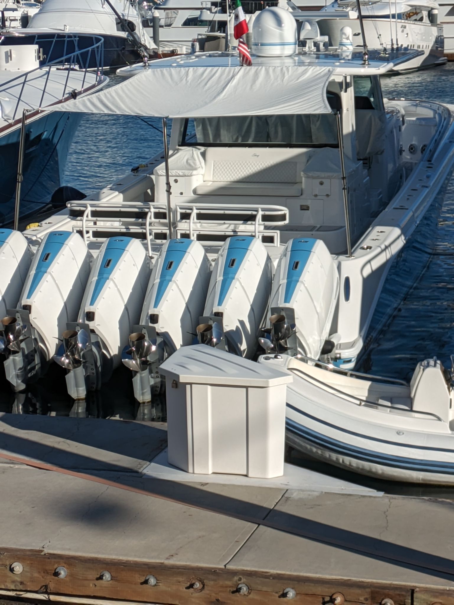 PXL 20240201 232626990