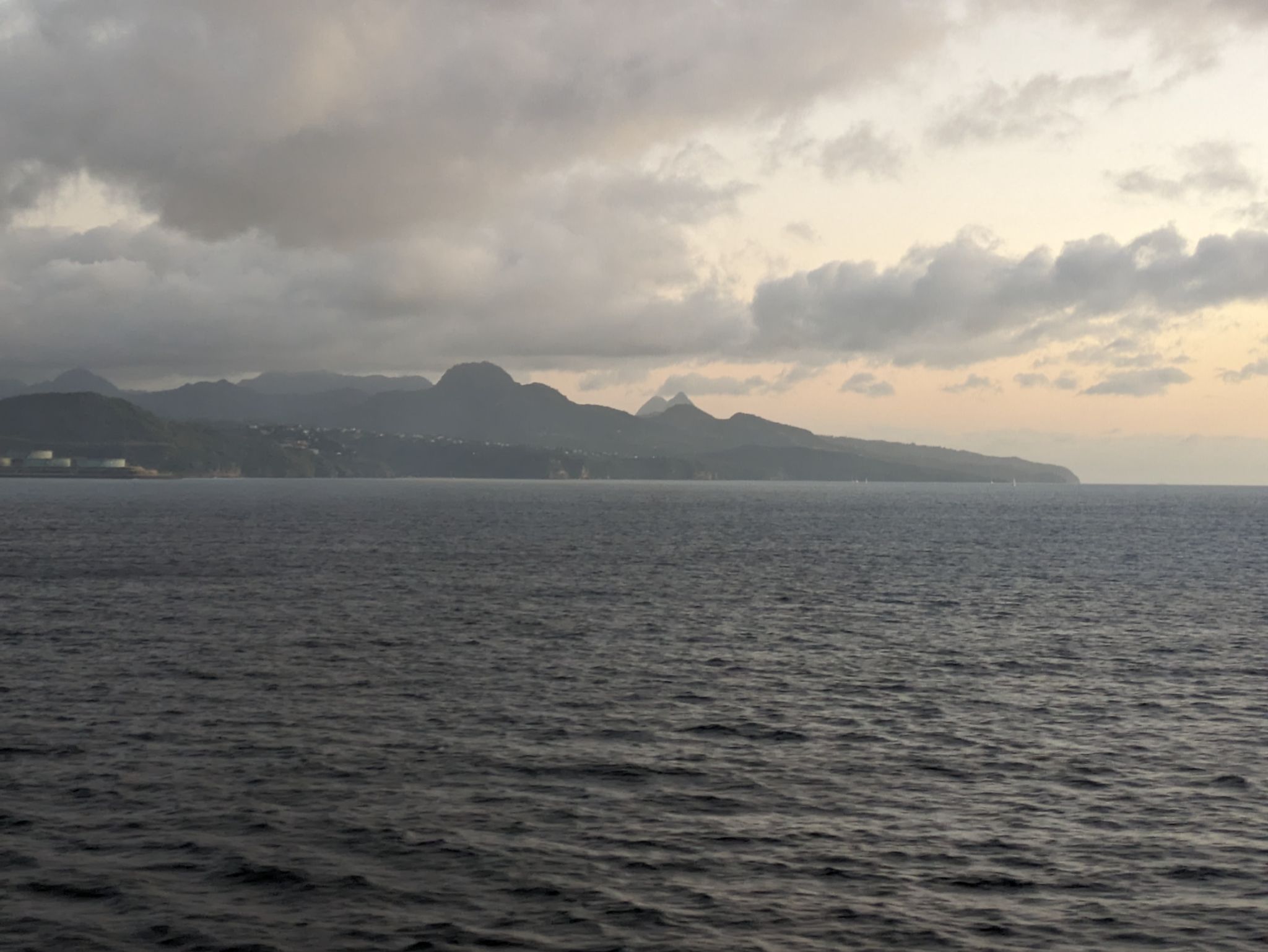 PXL 20240307 222625587