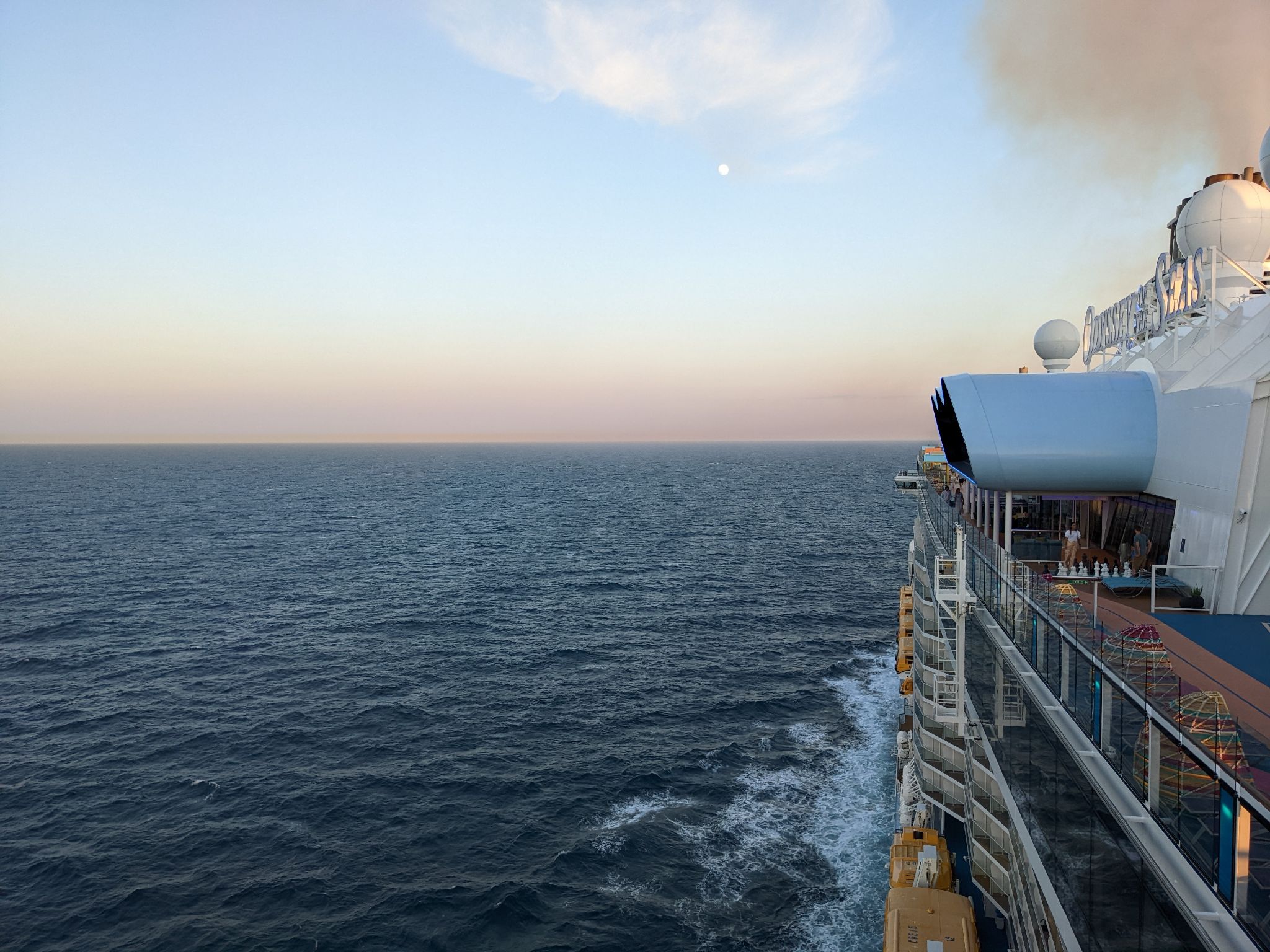 PXL 20220612 182612760.MP