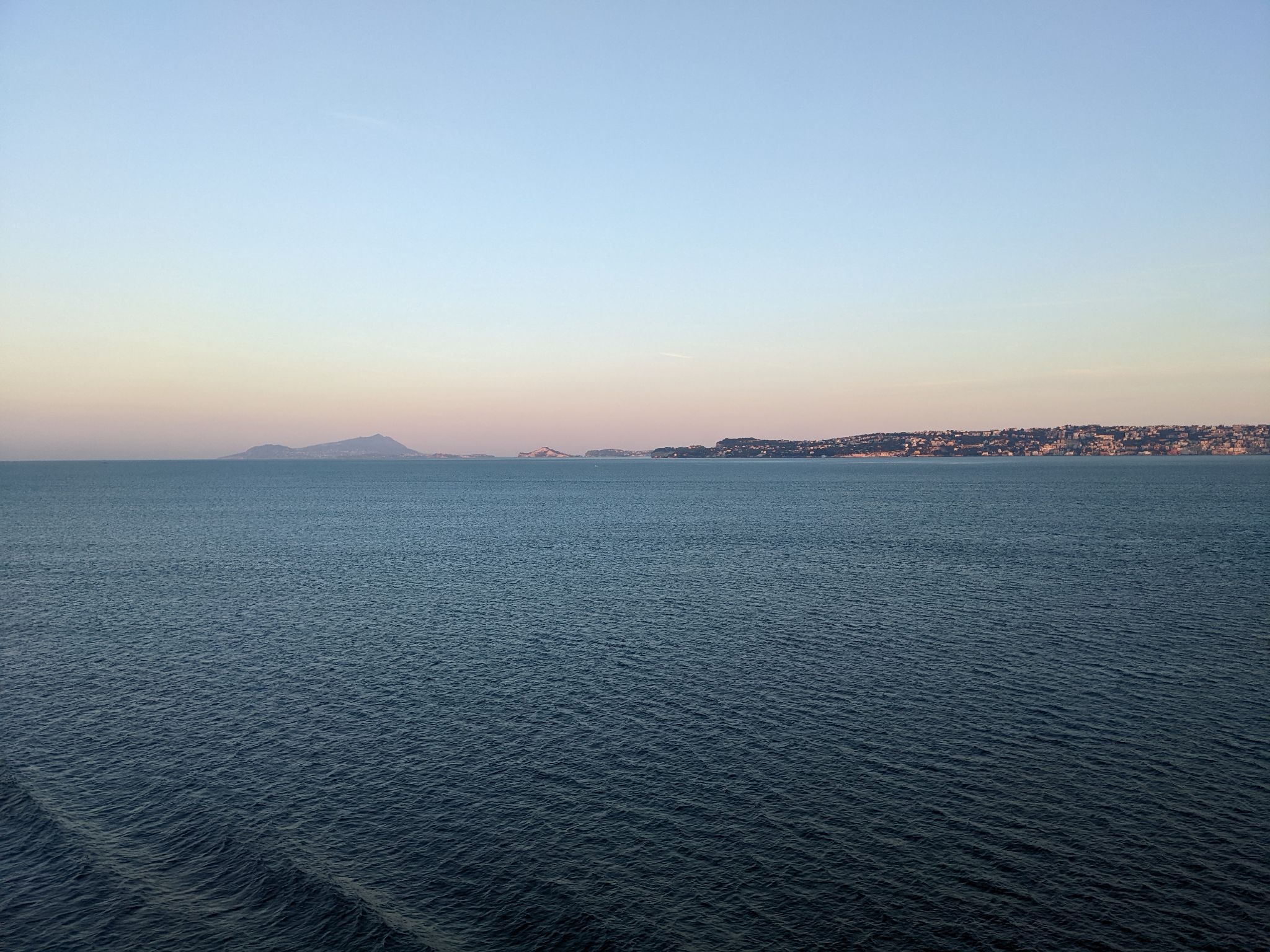 PXL 20220618 035042905