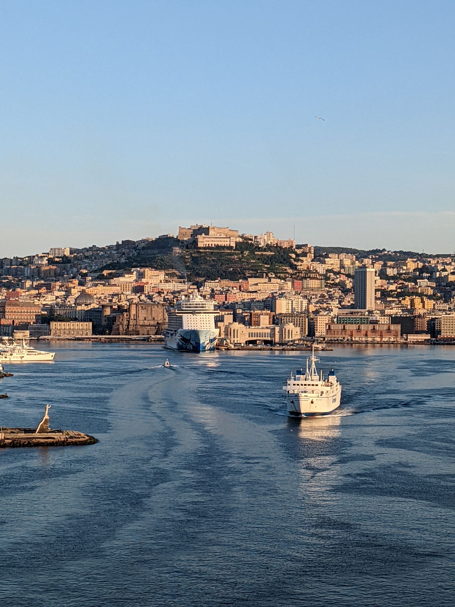 PXL 20220618 041001975