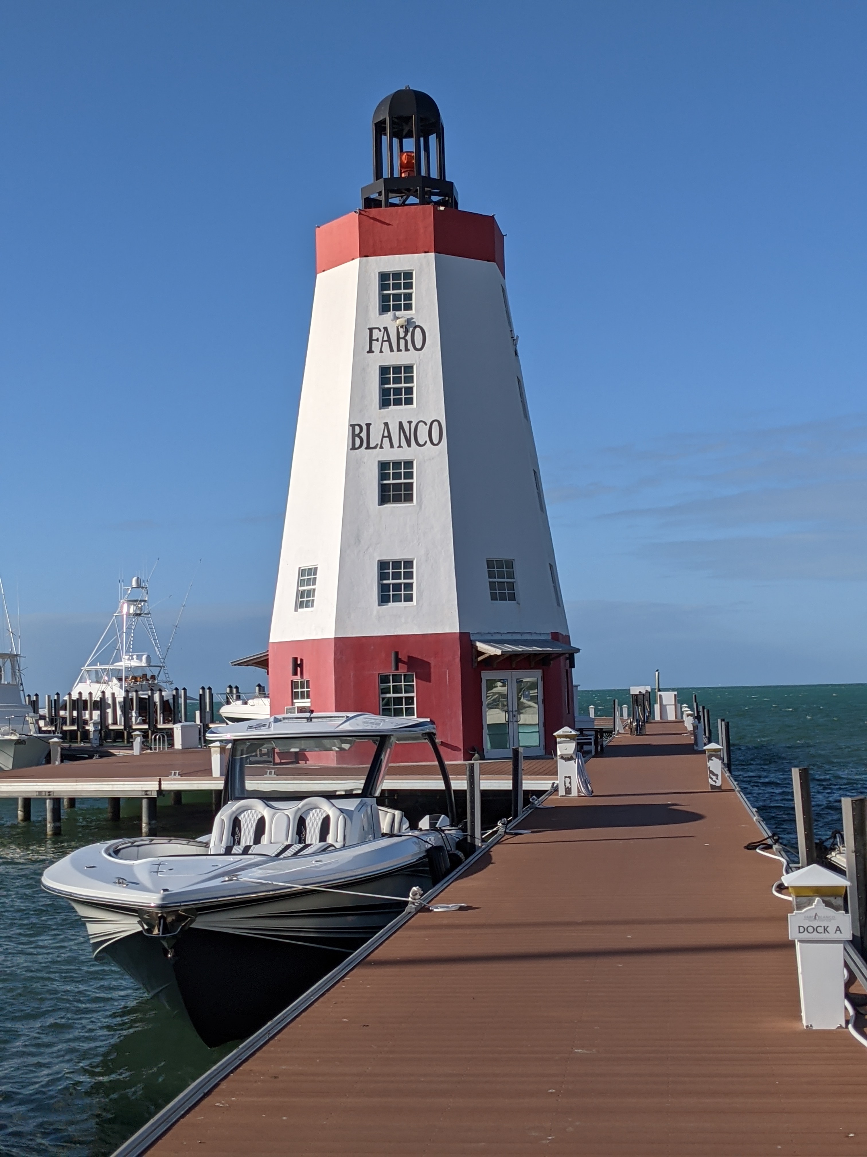 PXL 20210311 215647800