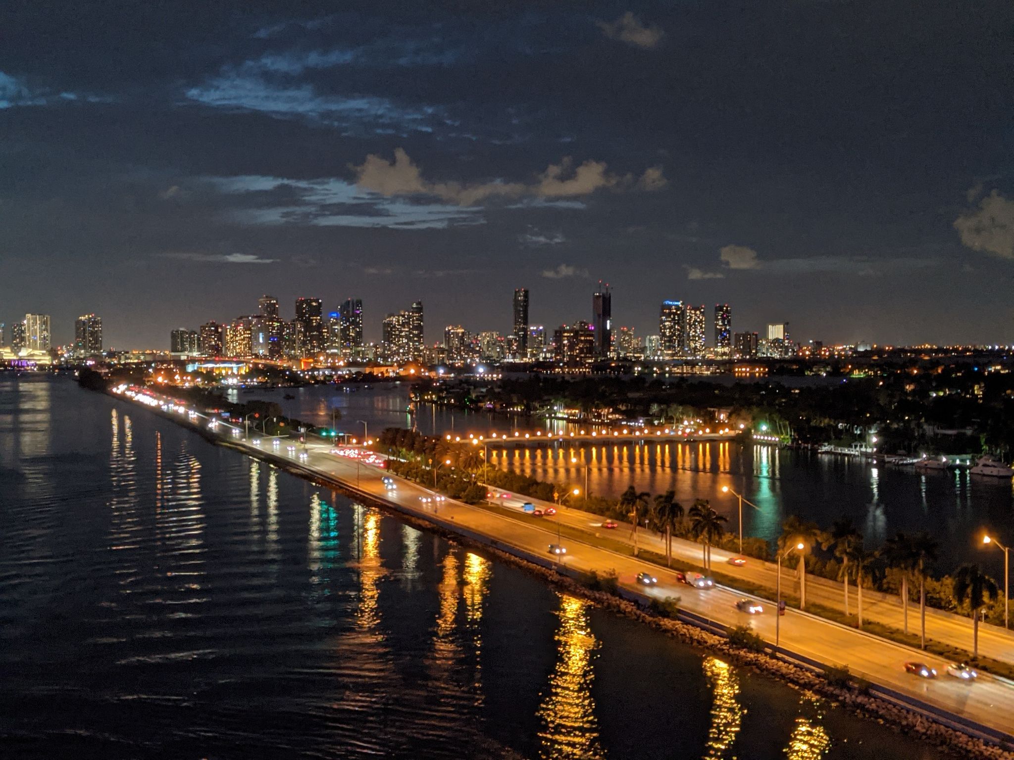 PXL 20211023 232058193